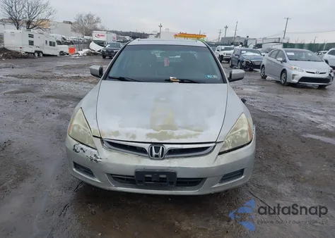 2006 Honda Accord 2.4 Ex from USA, damaged, VIN 1HGCM56806A054141